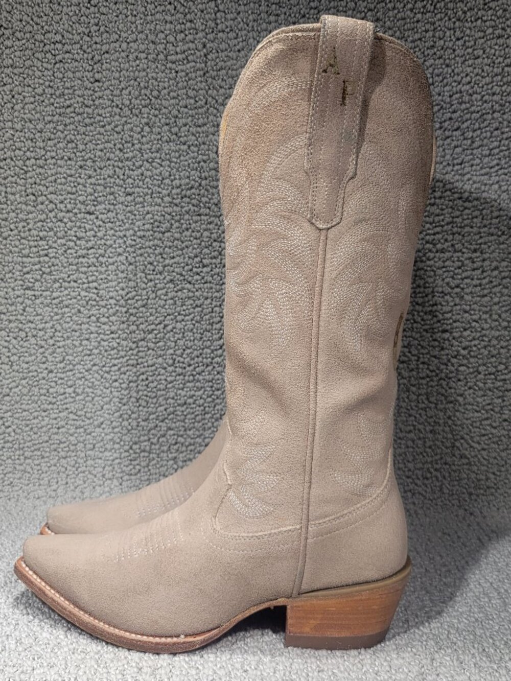 Tecovas The Annie Women's US Size 6.5B Fawn Suede Pull on Cowgirl Boots